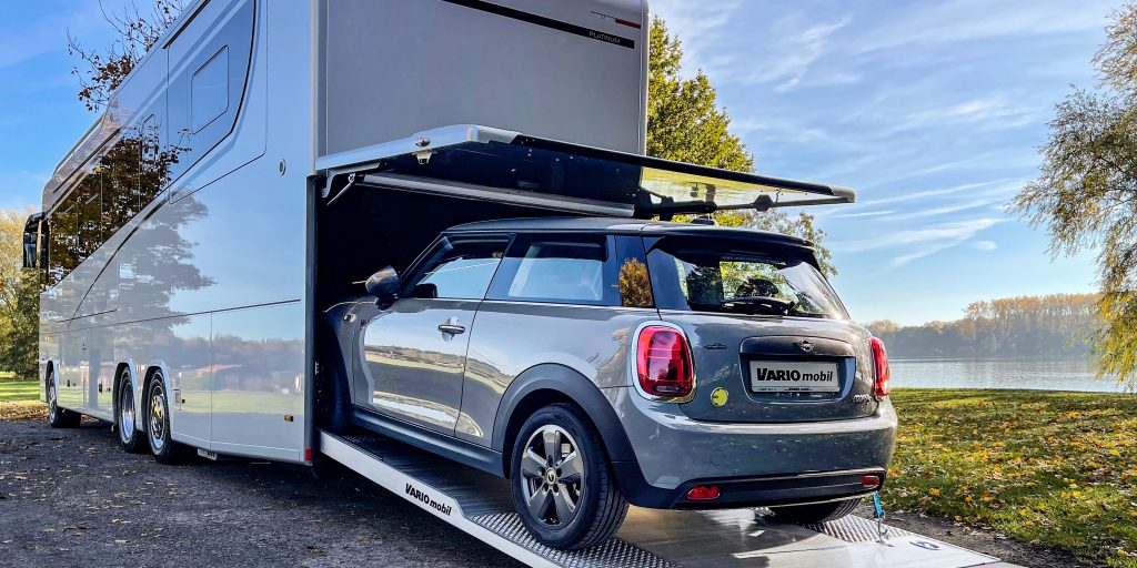 Wohnmobil mit LADESTATION für MINI SE + eBikes