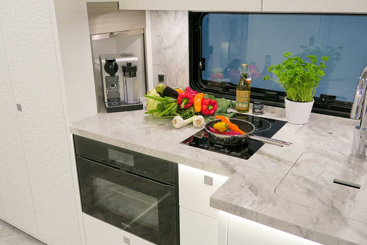 3144_4885_Kuechenblock