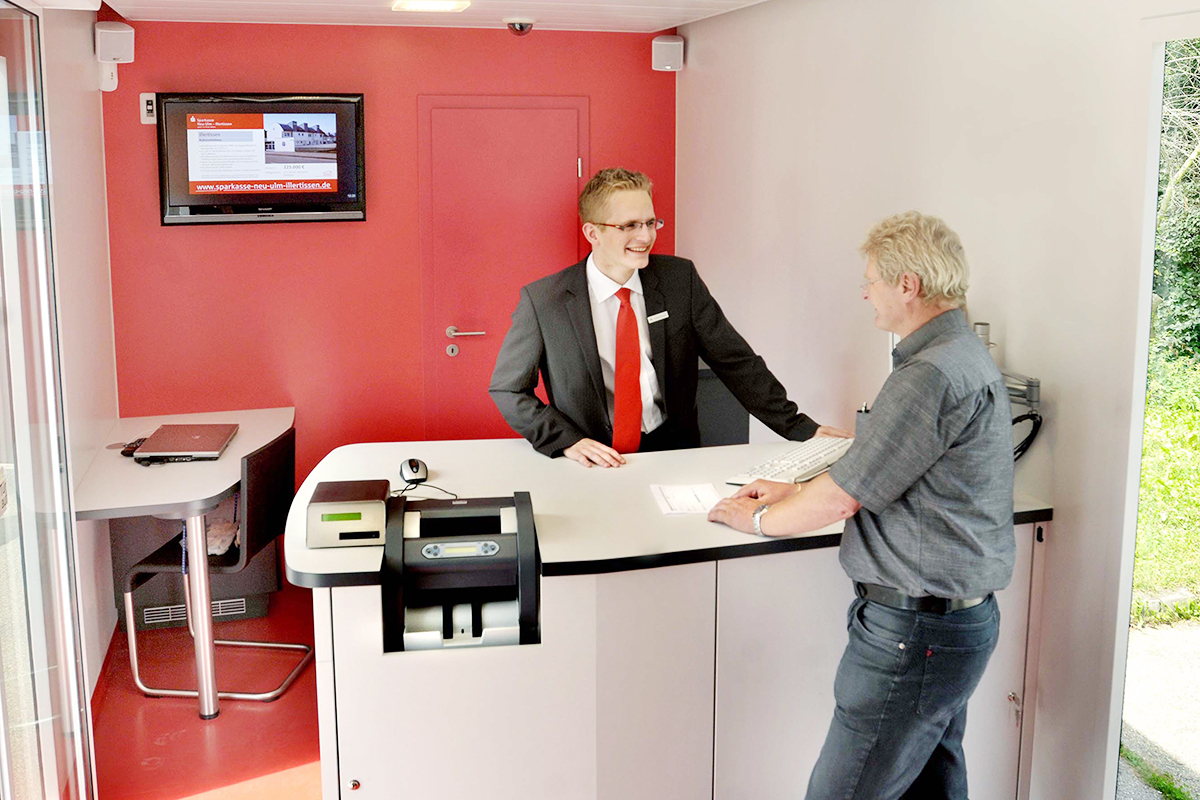 2918_013_Full-Size_Bank-Beratung