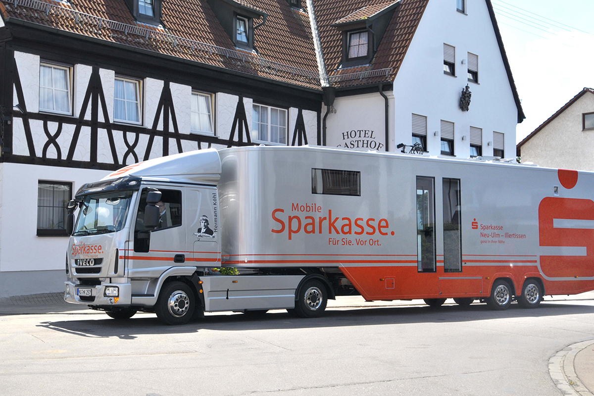 2918_100_Mobile_Sparkasse_Vor_Ort