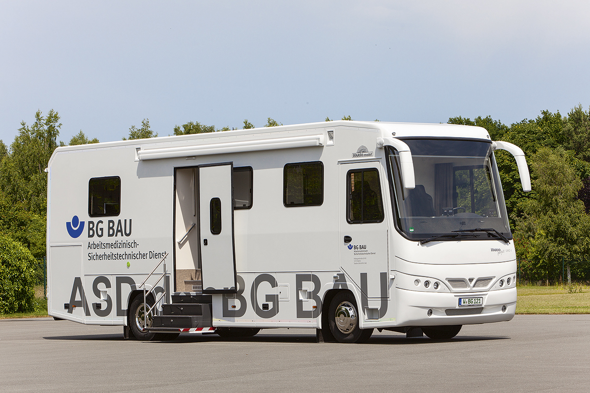 3012_0162_BFS_Front_Treppe