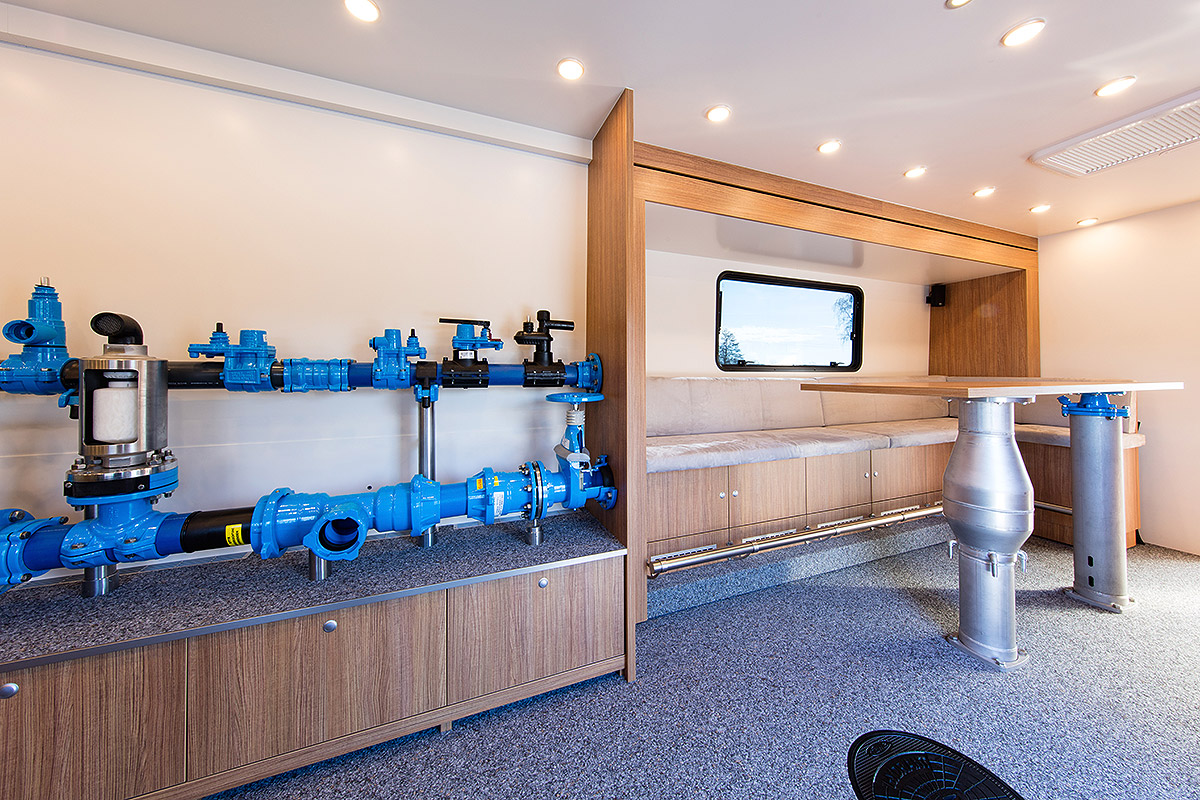 3072_i681_VARIO-Business-1100_Showroom+Sitzecke_II