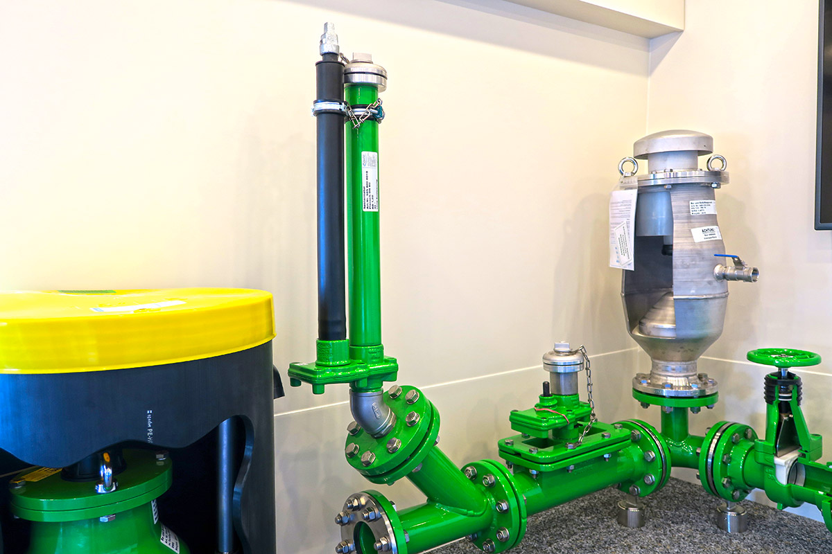 3072_i715_VARIO-Business-1100_Armaturen_gruen