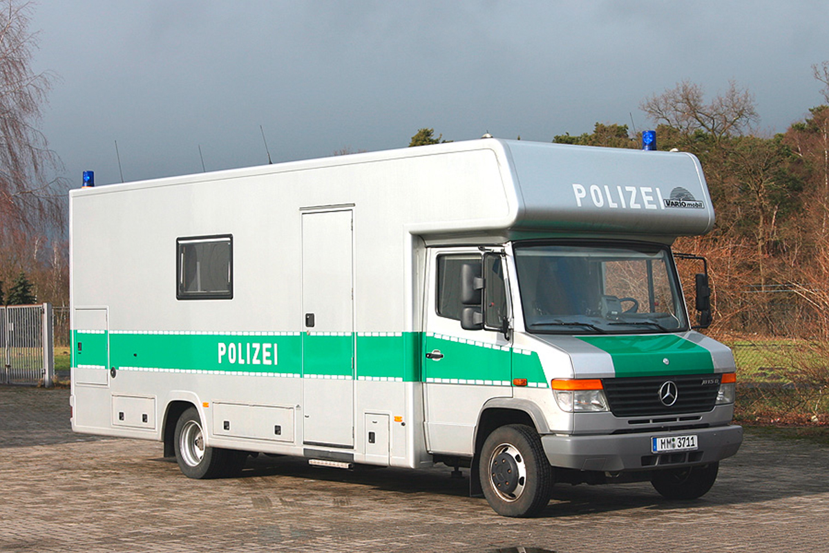 VARIO-Business_2678_4036_Polizei-Mobil_1200