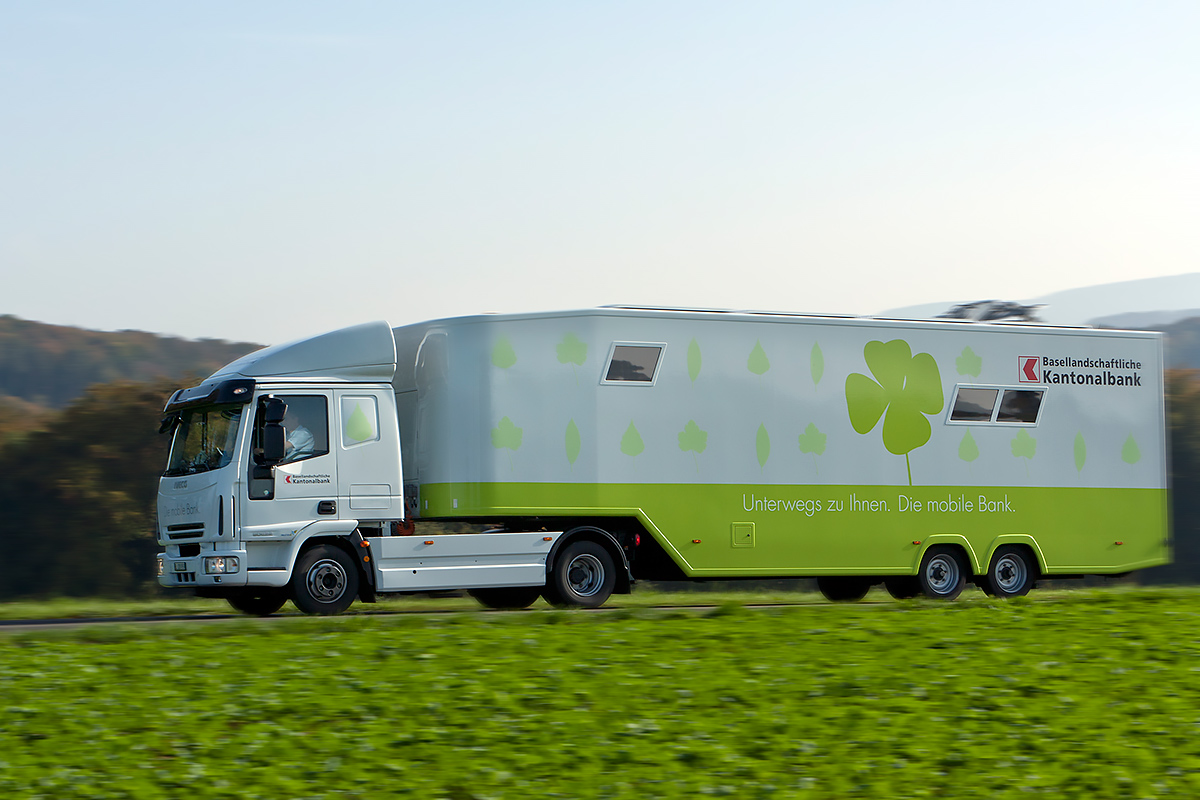 blkb_mobile_bank_lupsingen_82