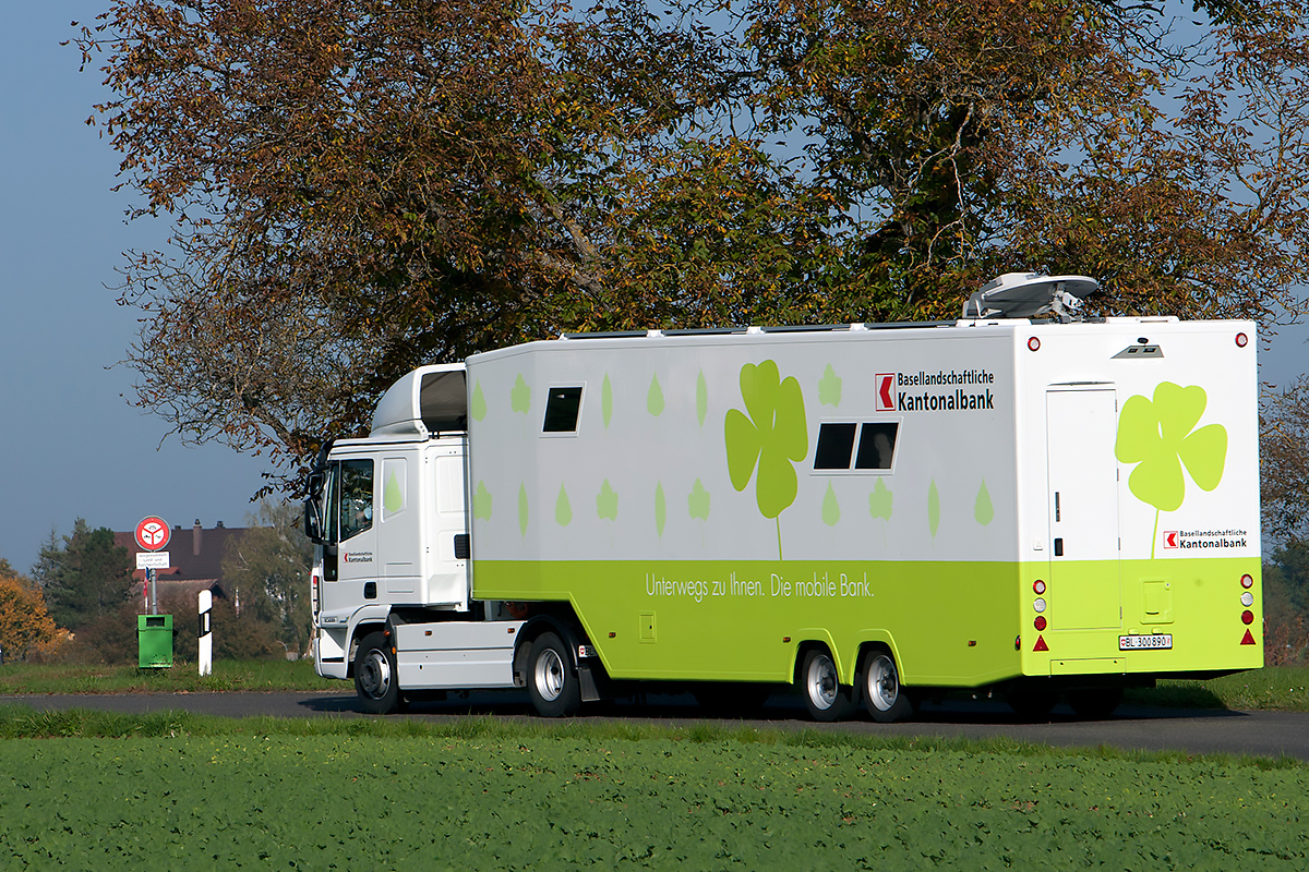 blkb_mobile_bank_lupsingen_83