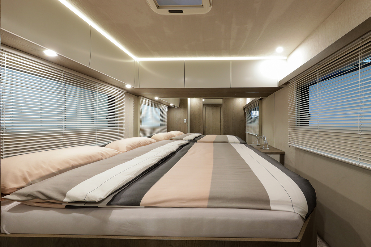 3168_8151_Queensbett