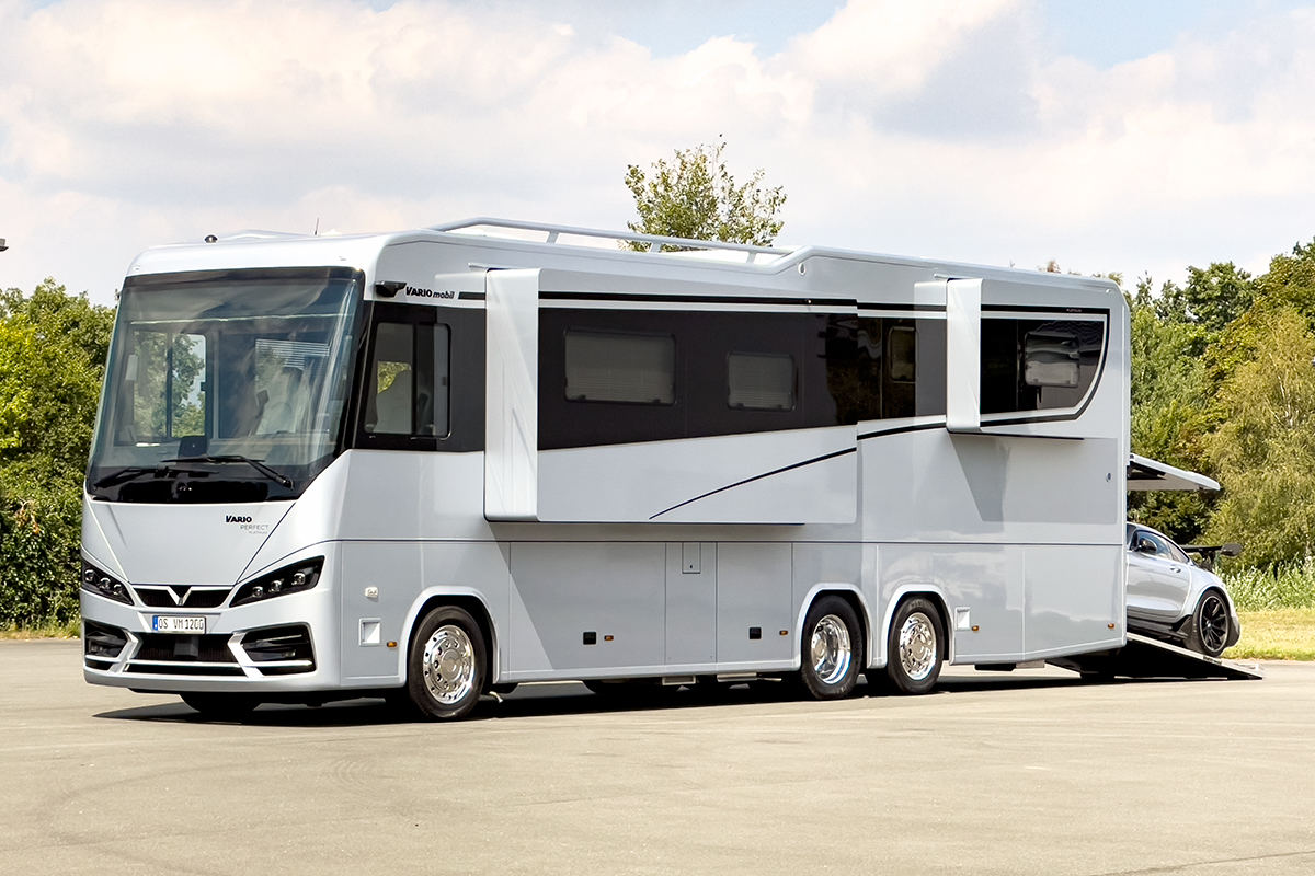 3190_03_Front+FS+Erker+Garage+MB-AMG