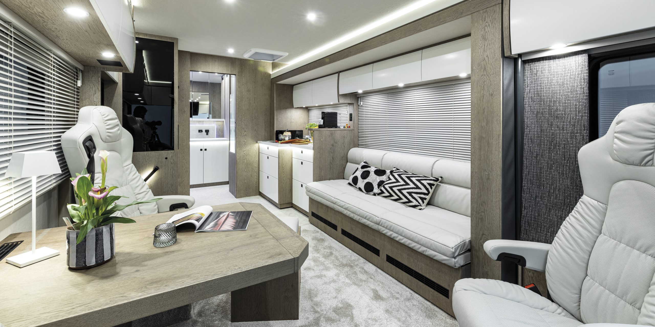 02.3188-0066-VARIO-Perfect-Salon-H