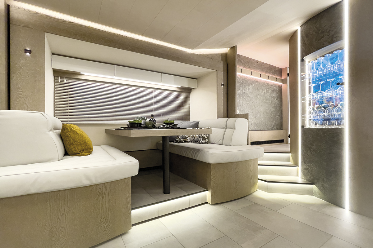 3202-04-VARIO-Perfect-1200-Platinum-Dinette2