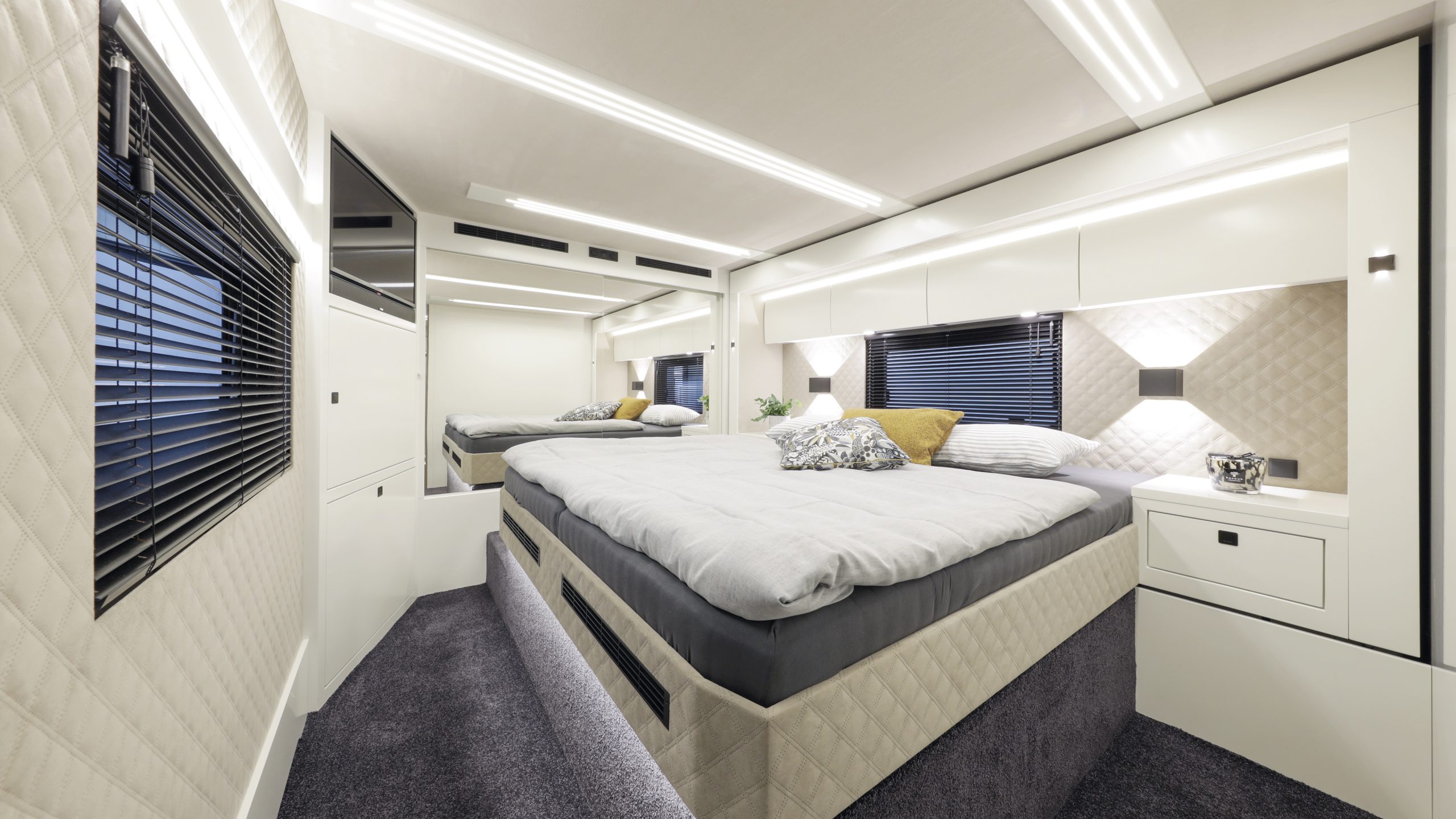 3222.03_88_Perf1100_Schlafraum