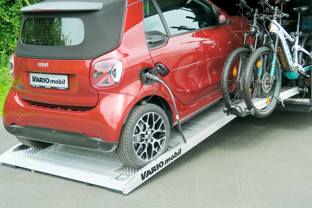 3156 52 5350_SMART-EQ_Ladestation_Reisemobil-Garage