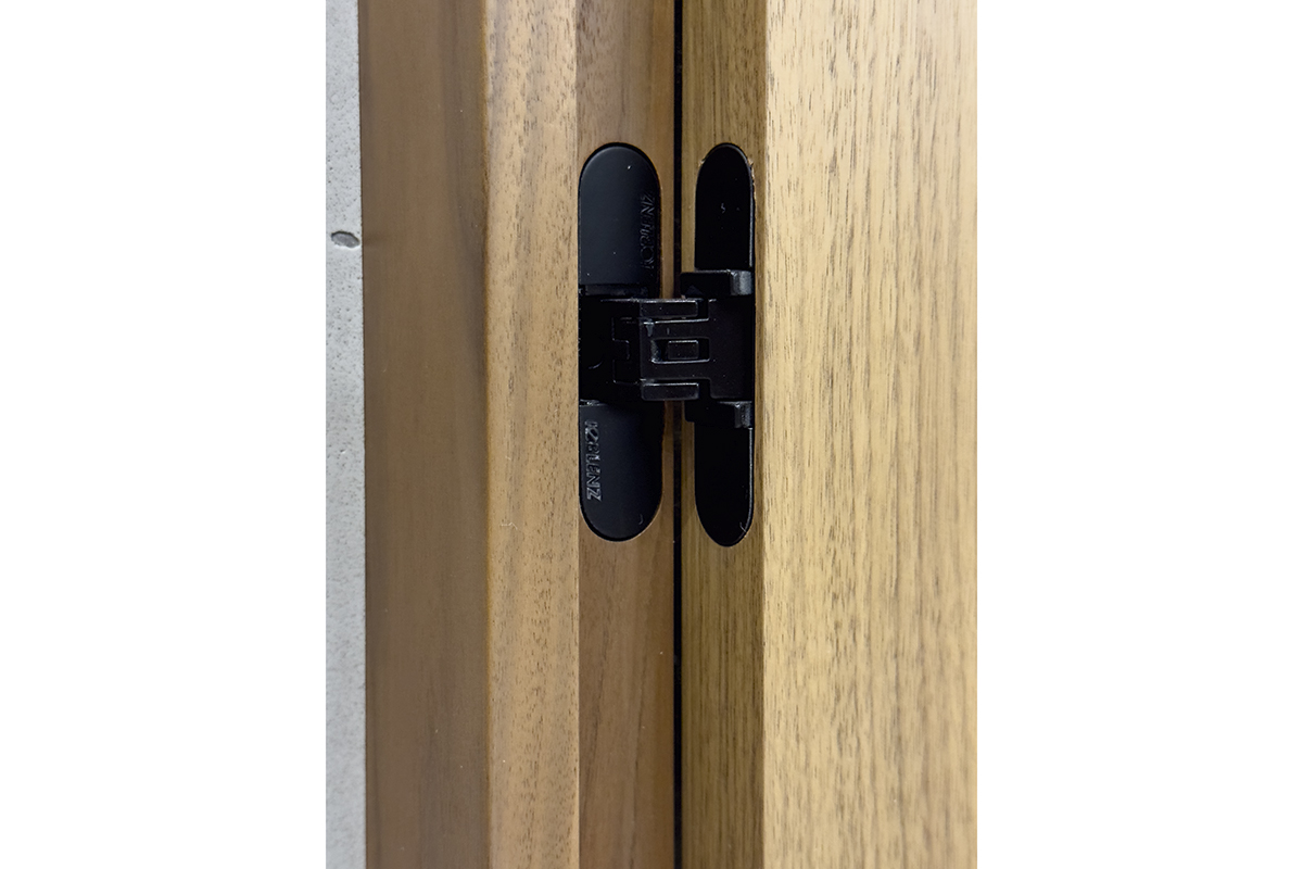 3208 39 VARIOmobil-3435-blackLINE-Scharnier-selbsttragende-Schlafzimmertuer