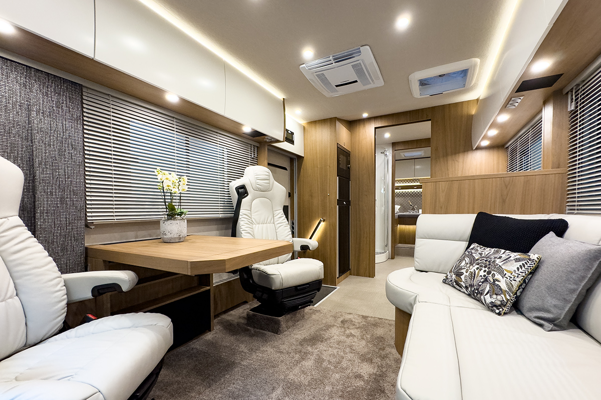 3226 04 VAR-3475-Barversion+Wohnraum