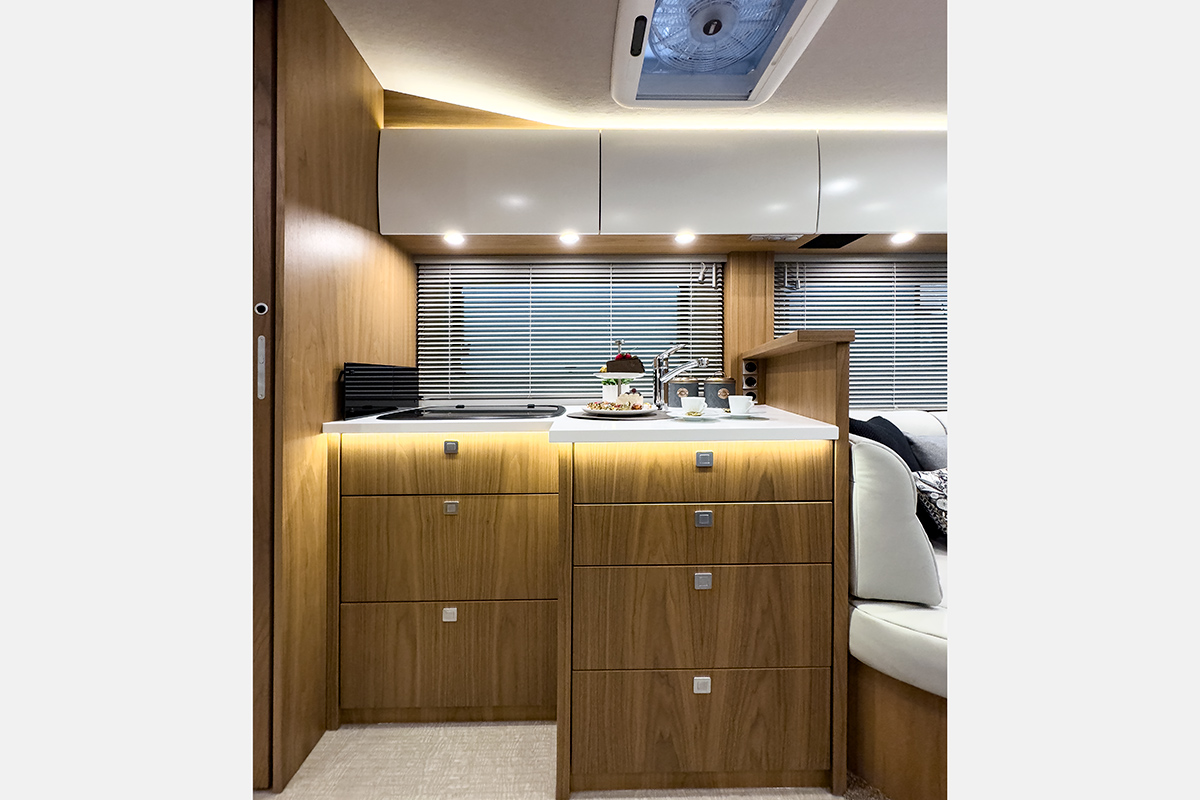 3226 06 VAR-3464-Kueche