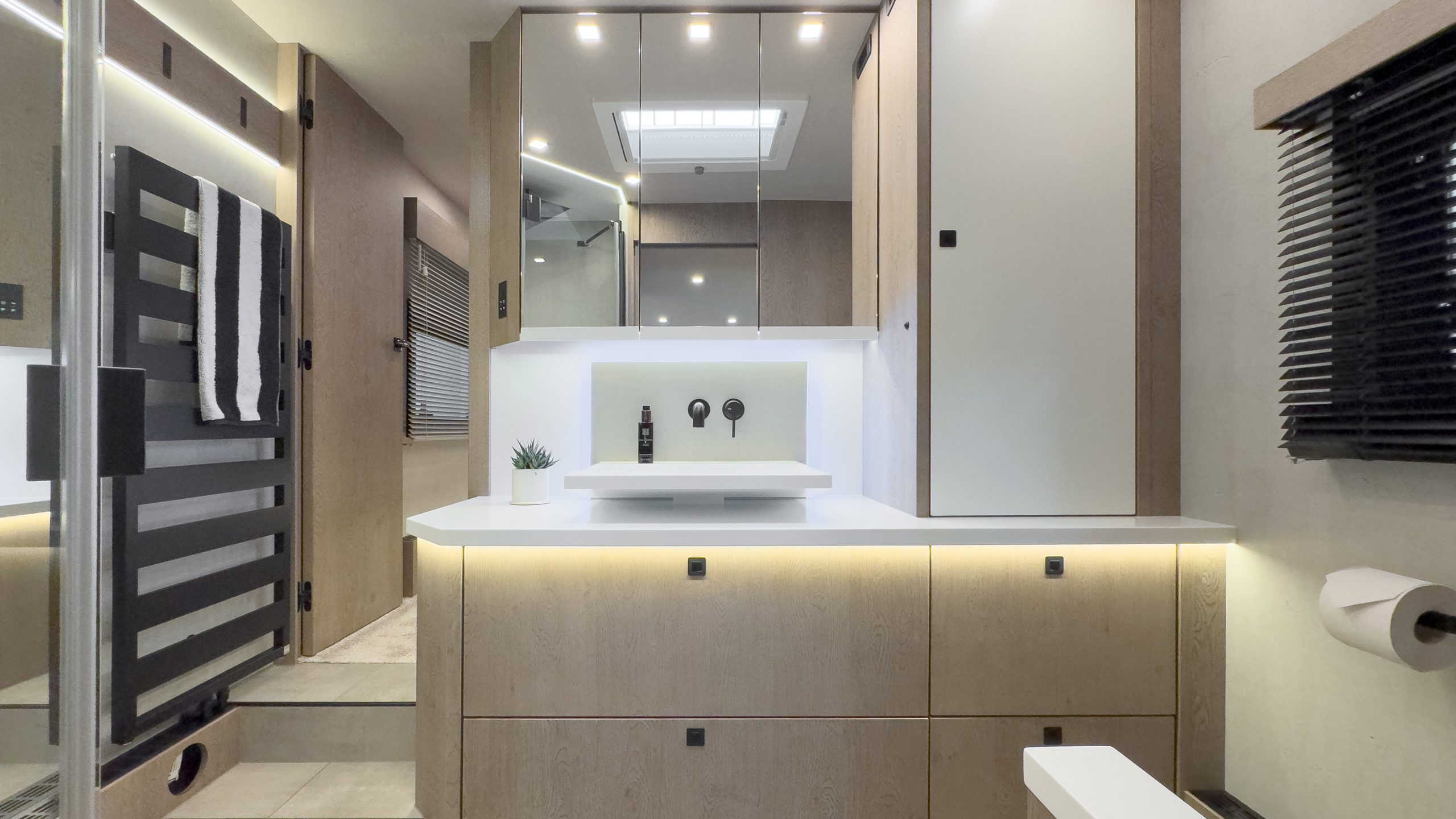 3210.04-Waschtisch-Gessi-Armaturen-blackLINE