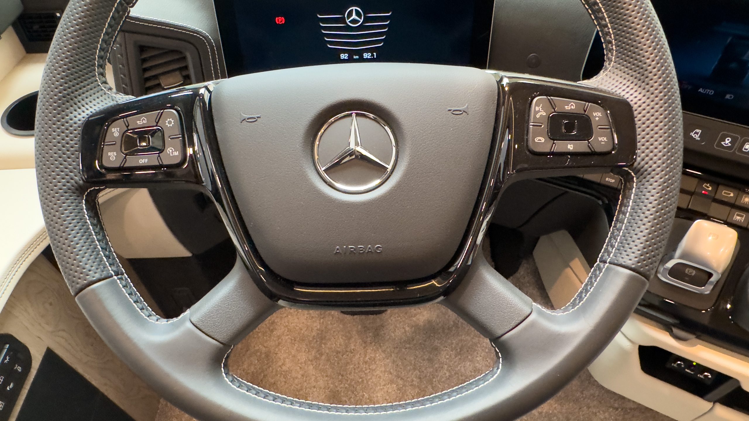 3210.11-LederMultifunktions-Lenkrad_2914