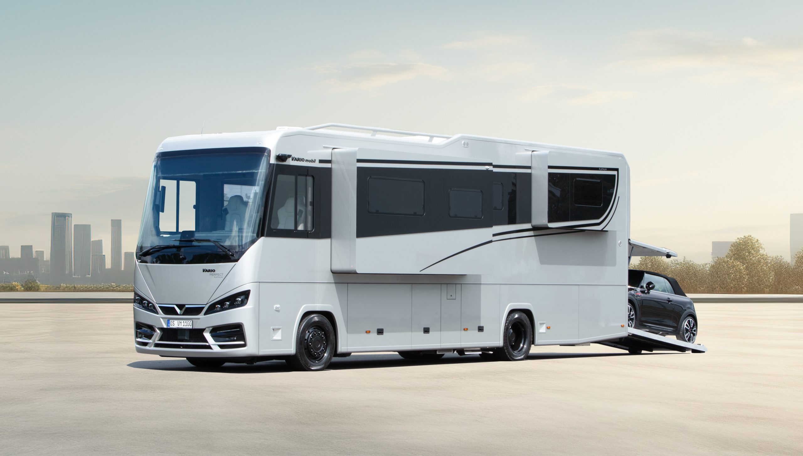 3222 01 Perf1100_BFS+Front-freigestellt+Hintergrund-Morgenstimmung