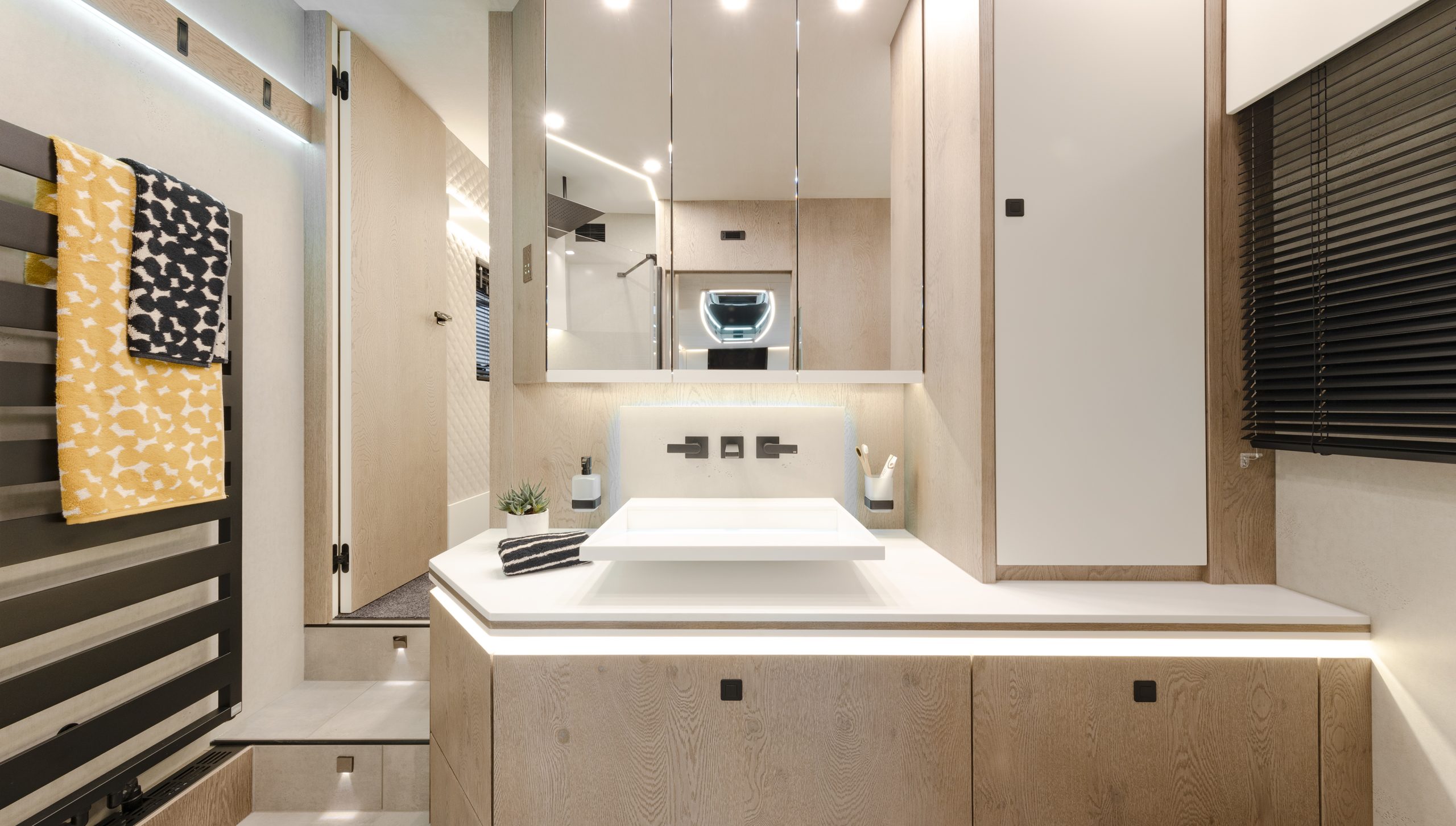 3222 04Perf1100-Waschtisch-Eiche-silver