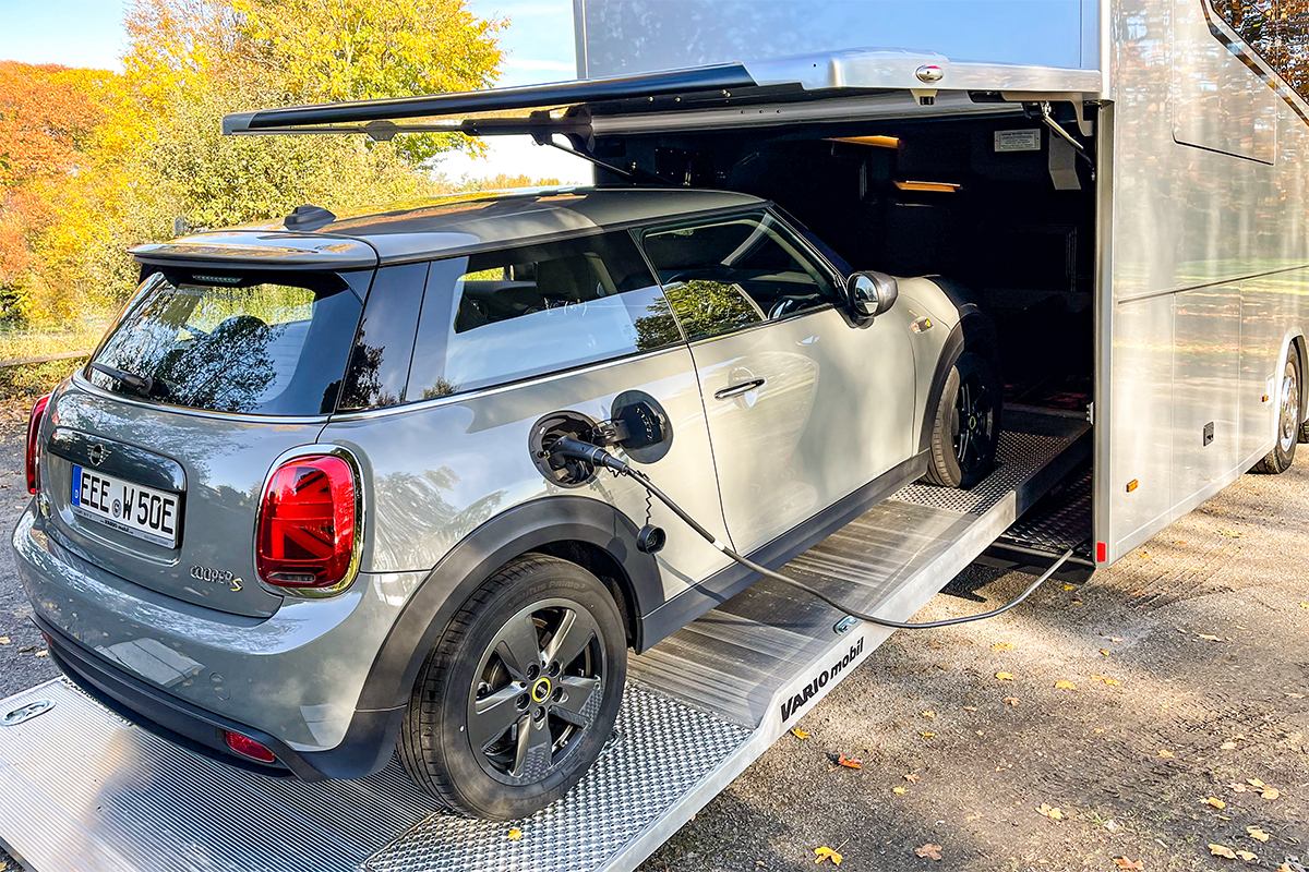 3150_0397_Reisemobil_Heckgarage+MiniSE